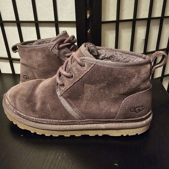 UGG Neumel Chukka Boot Size 8 - Picture 1 of 7